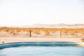 Sun Runner - Serene desert home w/pool & hot tub